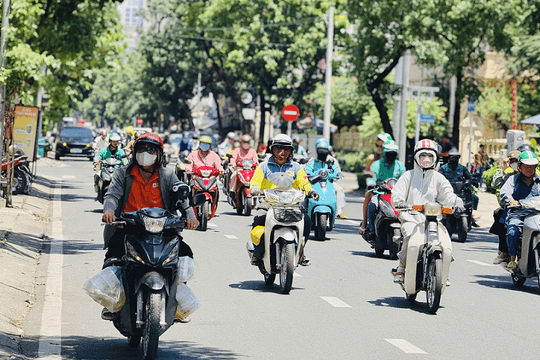 Thời tiết ngày 18/7: Miền Bắc nắng nóng gay gắt, miền Nam đón mưa lớn