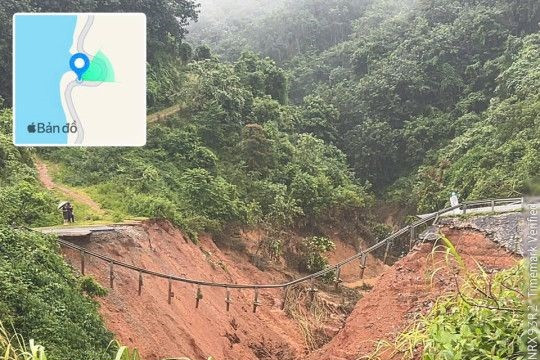 Sạt lở chia cắt Quốc lộ 12, Quốc lộ 279, CSGT khuyến cáo người dân không lưu thông