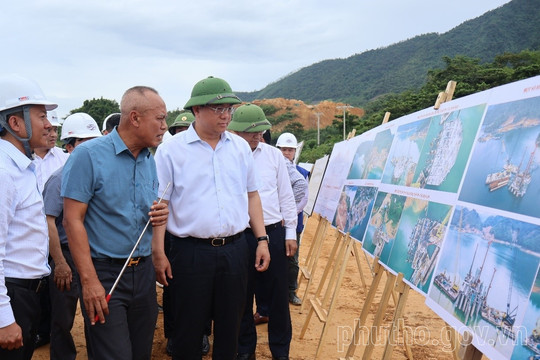 Chủ tịch UBND tỉnh Phú Thọ: Tăng tốc các dự án giao thông trọng điểm