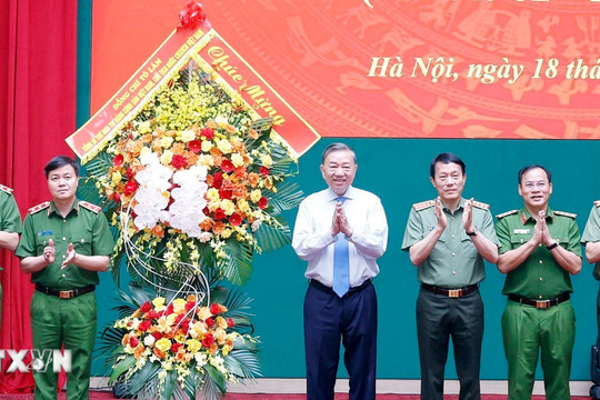 Tổng Bí thư, Chủ tịch nước: Xây dựng lực lượng Cảnh sát nhân dân đáp ứng yêu cầu trong tình hình mới