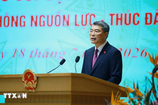Thủ tướng: Chuyển mạnh từ nhận diện, tháo gỡ khó khăn sang hoàn thiện nền tảng kiến tạo phát triển