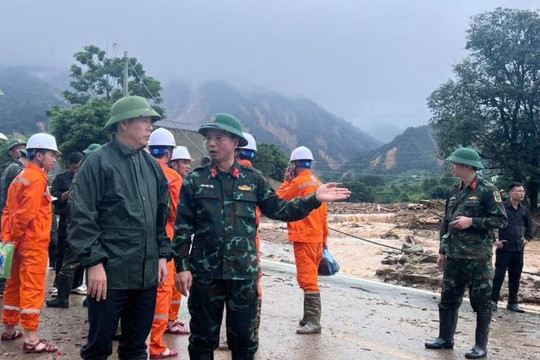 Chủ tịch UBND tỉnh Lai Châu: Ưu tiên bảo đảm an toàn tính mạng người dân