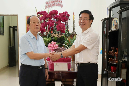 Lãnh đạo TAND TP.HCM tri ân nguyên lãnh đạo