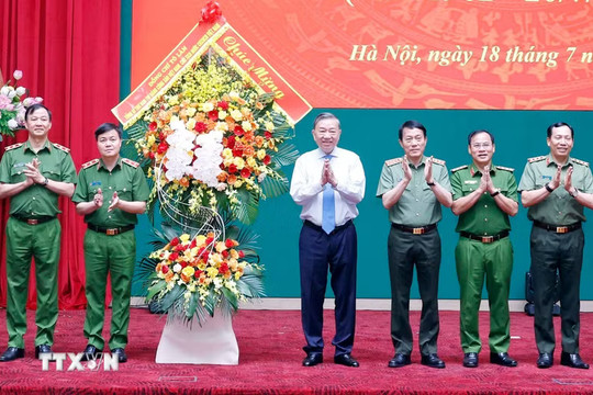 Tổng Bí thư, Chủ tịch nước: Xây dựng lực lượng Cảnh sát nhân dân đáp ứng yêu cầu trong tình hình mới