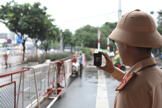 Hà Nội xử lý 312 trường hợp vi phạm an toàn giao thông đường sắt sau nửa tháng
