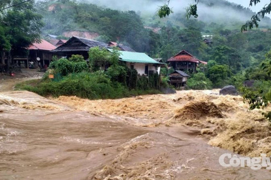Thủ tướng chỉ đạo chủ động ứng phó mưa lớn, nguy cơ lũ quét và sạt lở tại khu vực miền núi Bắc Bộ