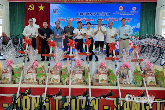 Về nguồn, tri ân người có công tại Lâm Đồng