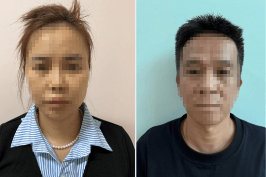 Khởi tố 2 đối tượng buôn lậu thuốc nhúng sầu riêng