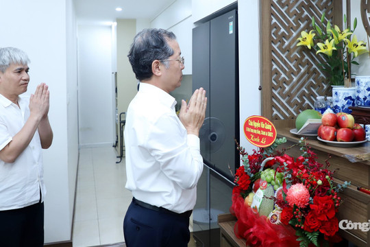 Tri ân thân nhân liệt sĩ đang công tác tại TANDTC