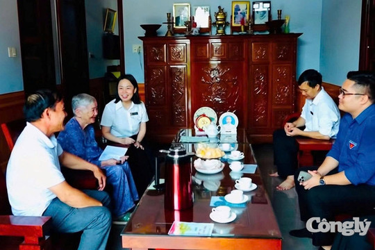 TAND khu vực 8 - Lâm Đồng tri ân Mẹ Việt Nam Anh hùng