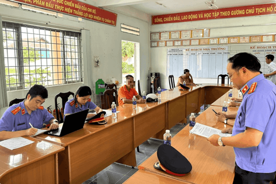 Vì sao nguyên hiệu trưởng chiếm dụng 500m2 đất trường học không trả?