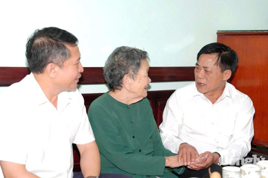 Chánh án TAND tỉnh Lâm Đồng tri ân Mẹ Việt Nam Anh hùng