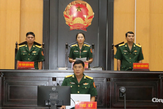 TAQS khu vực Quân khu 9 tổ chức phiên toà xét xử rút kinh nghiệm vụ án hình sự