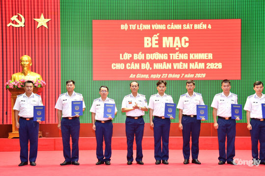 Bộ Tư lệnh Vùng Cảnh sát biển 4 bế mạc lớp bồi dưỡng tiếng Khmer năm 2026