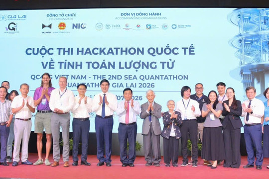 100 thí sinh tham dự cuộc thi Hackathon quốc tế về tính toán Lượng tử vì mục tiêu phát triển xã hội