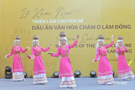 Đà Nẵng khai mạc triển lãm “Dấu ấn văn hóa Chăm ở Lâm Đồng”