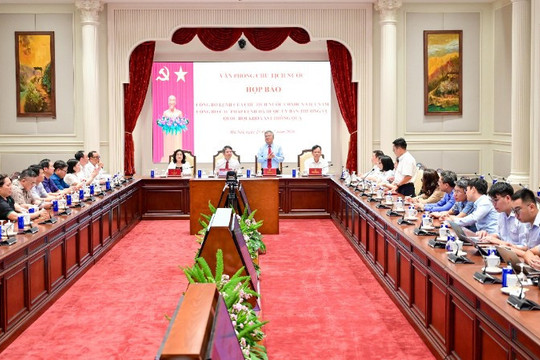 Công bố Lệnh của Chủ tịch nước về ba pháp lệnh