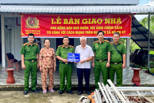 Nghĩa tình tri ân nơi cực Nam Tổ quốc