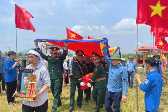 Đất mẹ ôm Anh vào lòng, trọn vẹn một cuộc đời dâng hiến