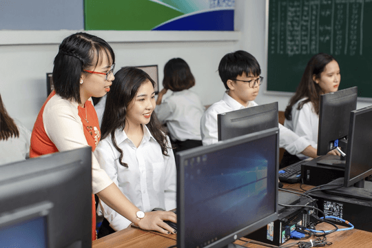 Đổi mới quản lý chất lượng giáo dục, giảm áp lực hồ sơ minh chứng