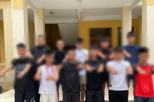 Ngăn chặn hai nhóm thanh thiếu niên mang hung khí giải quyết mâu thuẫn