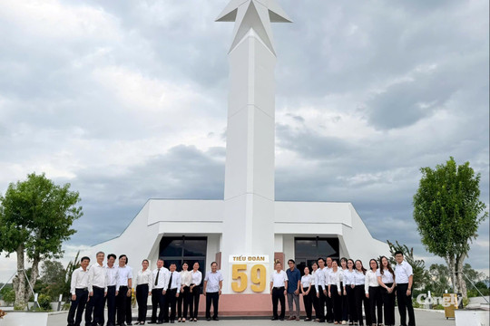 TAND tỉnh Khánh Hòa tri ân, dâng hương ngày 27/7