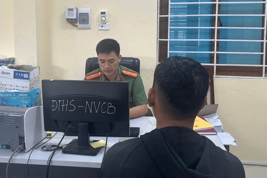 Khởi tố nhóm đối tượng làm giả chứng chỉ nghề thẩm mỹ