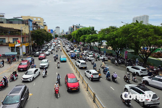 Đà Nẵng rà soát giải pháp giảm ùn tắc giao thông đô thị