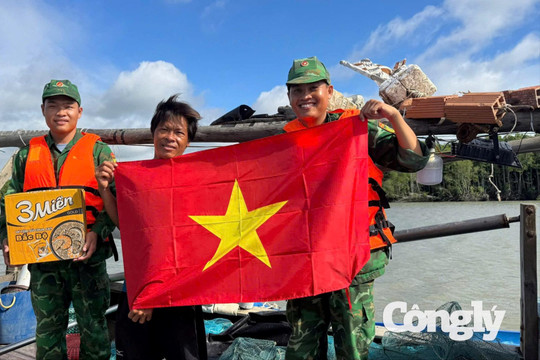 Biên phòng TP.HCM đồng hành cùng ngư dân