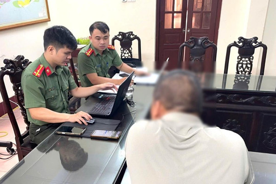 Xử phạt người đàn ông chia sẻ thông tin sai sự thật trên mạng xã hội
