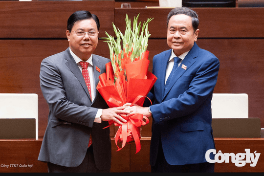 Ông Nguyễn Tiến Hải giữ chức Bộ trưởng Bộ Nội vụ