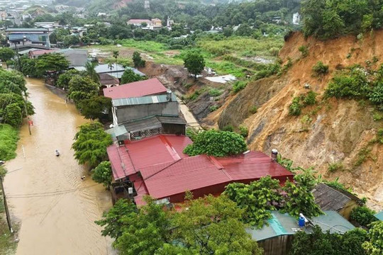 Lào Cai khẩn trương khắc phục hậu quả mưa lũ, chủ động ứng phó mưa lớn mới