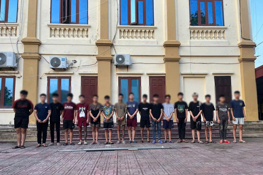 Khởi tố nhóm thanh thiếu niên mang hung khí đánh nhau