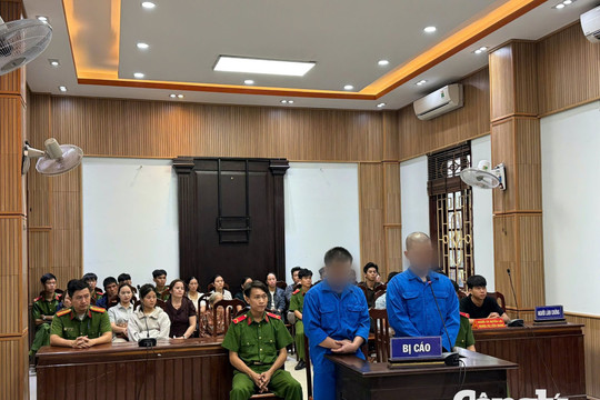 Radio pháp đình: Đổi chuyến hàng lấy những năm tù