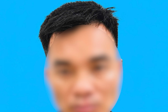 Khởi tố đối tượng giật dây chuyền của người đi đường
