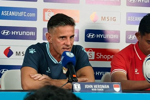 HLV Indonesia John Herdman quyết tâm chiến thắng Singapore giành vé vào bán kết