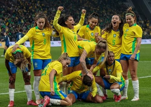 Brazil sẽ tạm dừng toàn bộ giải bóng đá quốc nội để phục vụ World Cup nữ 2027