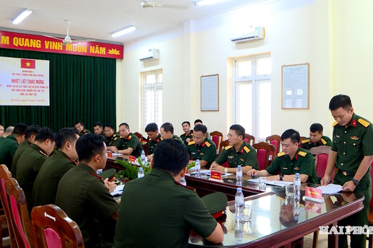 Đoàn công tác Bộ Quốc phòng Lào tham quan, học tập tại Trung đoàn 50 ở Hải Phòng
