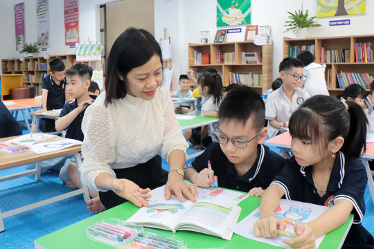 Mỗi cơ sở giáo dục chỉ có một hiệu trưởng hoặc giám đốc sau sắp xếp