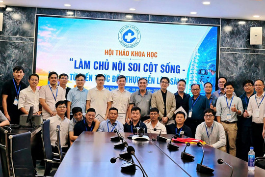 Bệnh viện C Đà Nẵng cập nhật kỹ thuật mới trong phẫu thuật nội soi cột sống