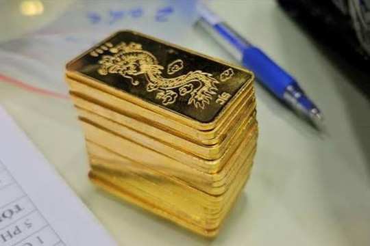 Giá vàng sáng 10/8: Vàng miếng SJC neo mốc 144 triệu đồng/lượng