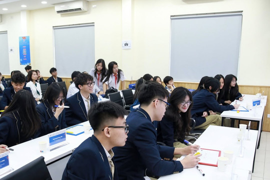 Bộ Giáo dục và Đào tạo bác thông tin Lịch sử là môn tự chọn ở cấp THPT