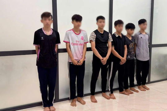 Khởi tố nhóm thanh thiếu niên gây rối trật tự công cộng