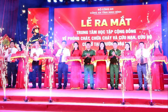 Công an Ninh Bình ra mắt Trung tâm học tập cộng đồng về PCCC và CNCH cơ sở