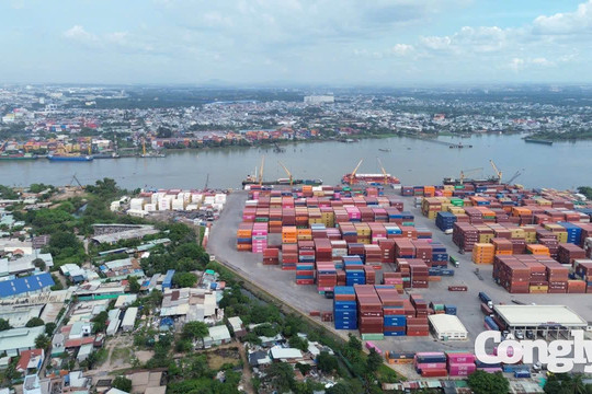 Mở “đường băng” cho logistics TP.HCM cất cánh