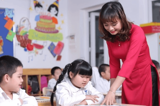 Hà Nội sẽ giải bài toán thiếu giáo viên thế nào trước năm học mới?