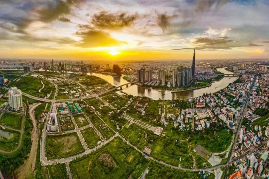 BĐS Hà Nội: Nguồn cung tăng, căn hộ vừa túi tiền vẫn khan hiếm
