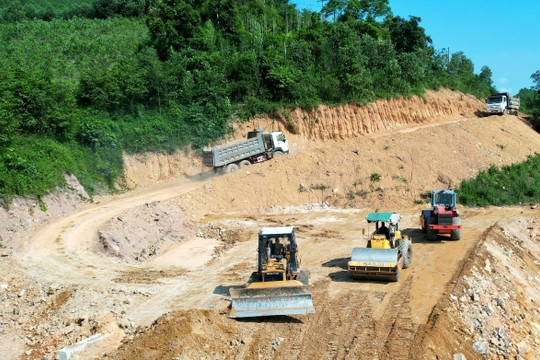 Quảng Ninh tăng tốc dự án hơn 980 tỷ đồng nâng cấp đường tỉnh 330 nối Lạng Sơn