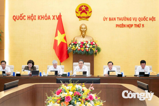 UBTVQH cho ý kiến về việc tiếp thu, giải trình, chỉnh lý dự thảo Luật sửa đổi các luật về ngân hàng