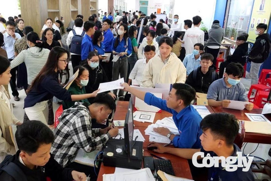 Đại học Trà Vinh: Tạo cơ hội để thí sinh đăng ký xét tuyển